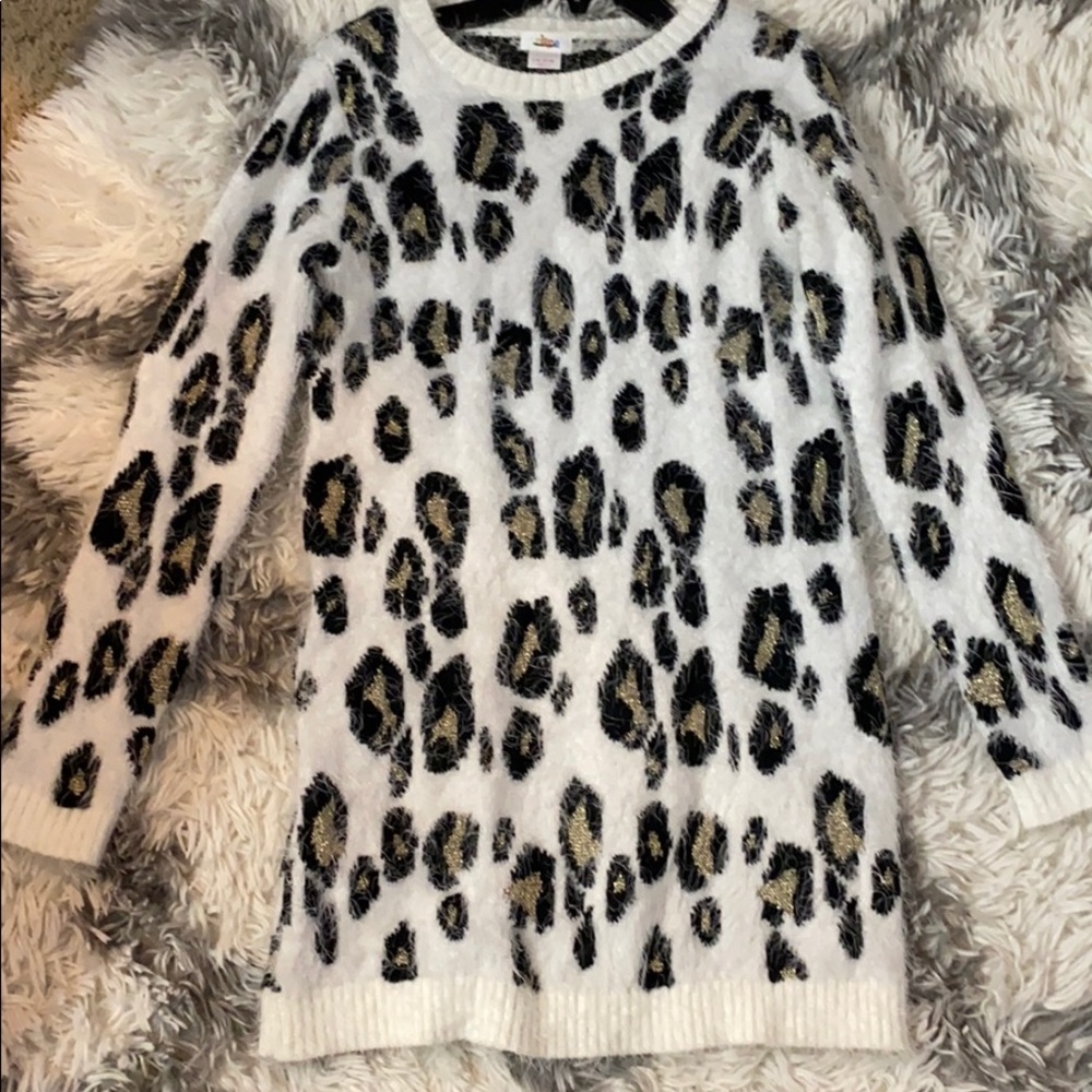 over sized cheetah sweater